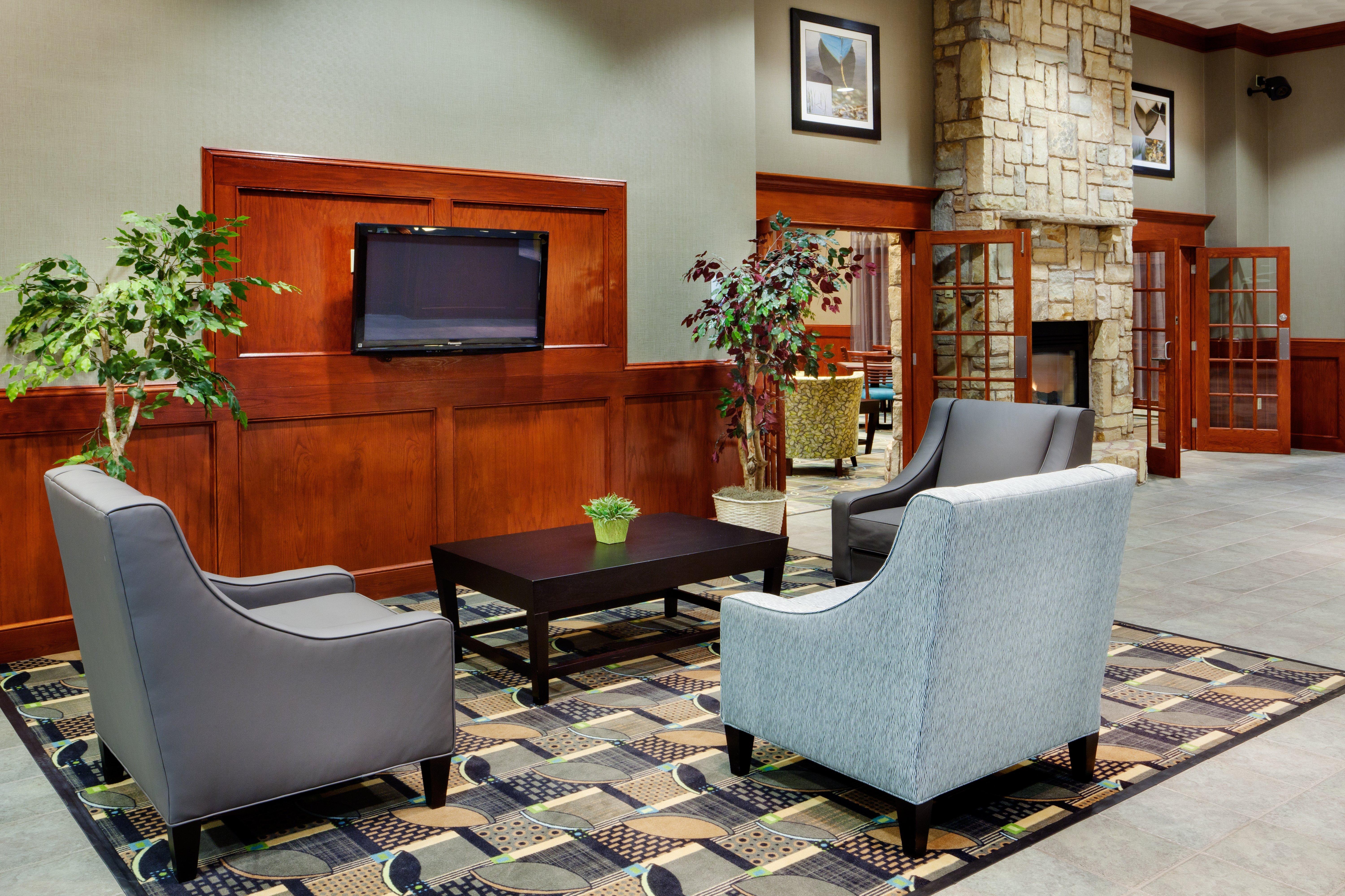 Holiday Inn Express & Suites Smithfield - Providence, An Ihg Hotel מראה חיצוני תמונה